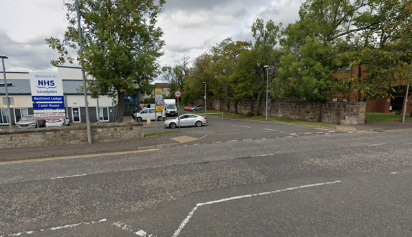 The entrance from the Caird Street road to Beckford Lodge
